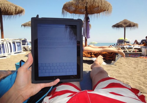 ipad-on-the-beach